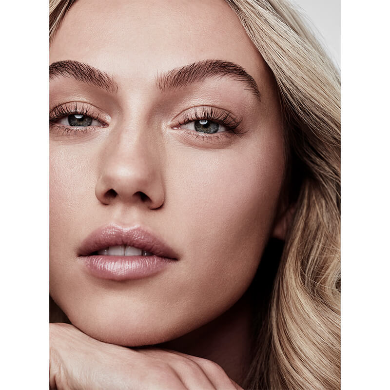 Olaplex Lashbond - 4,5ml Model Nahaufnahme