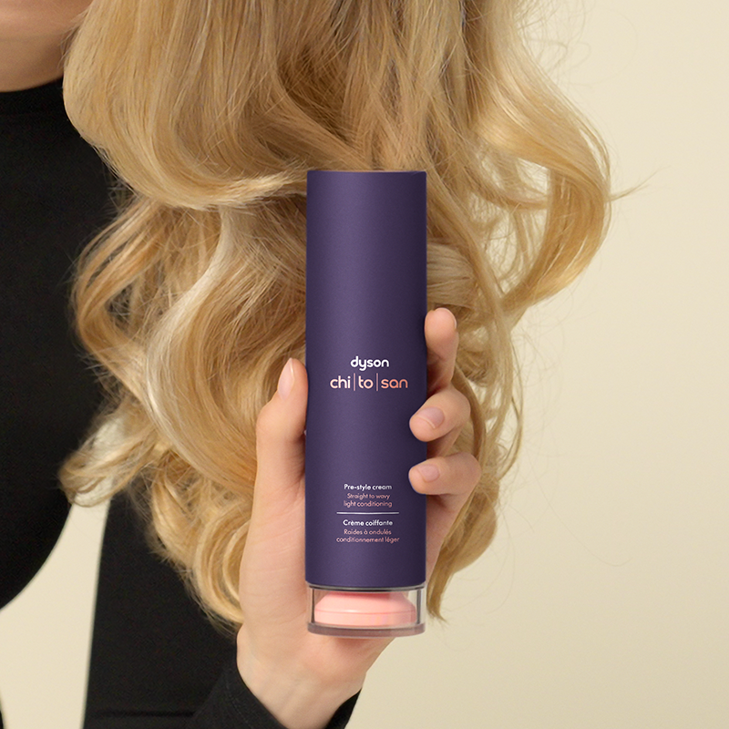 Dyson Chitosan Pre-Styling Creme - glattes und welliges Haar