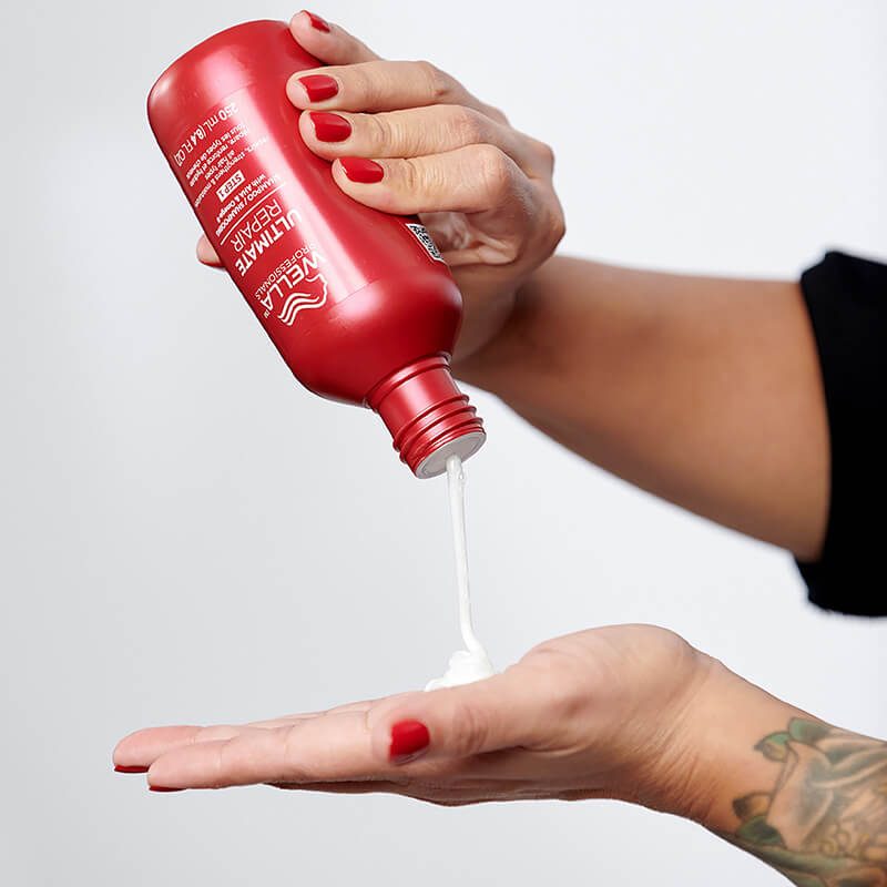 Ultimate Repair Shampoo - 100ml Anwendung