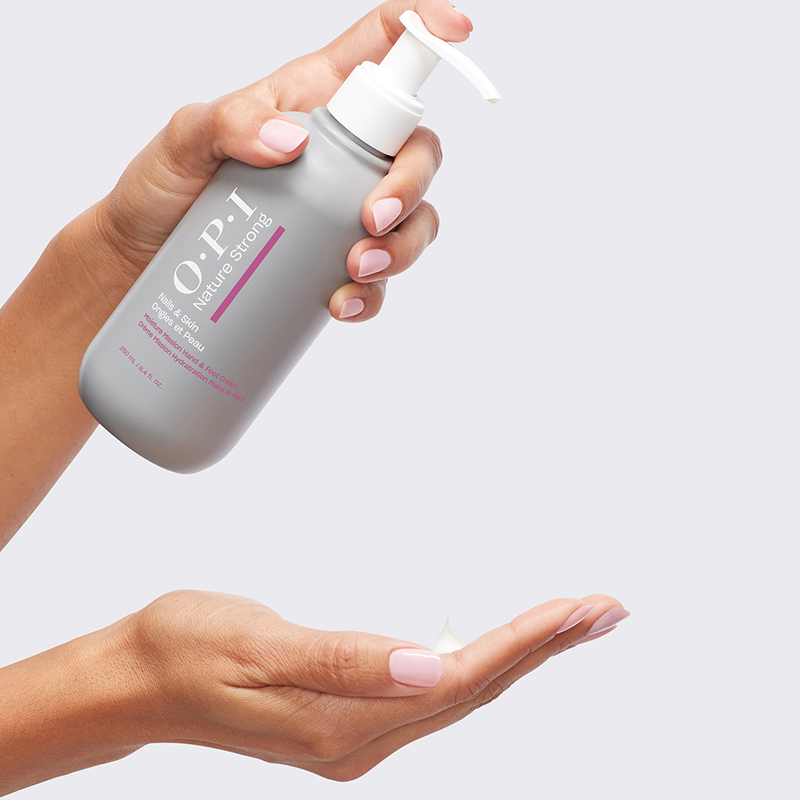 Moisture Mission Hand & Foot Cream - 250ml